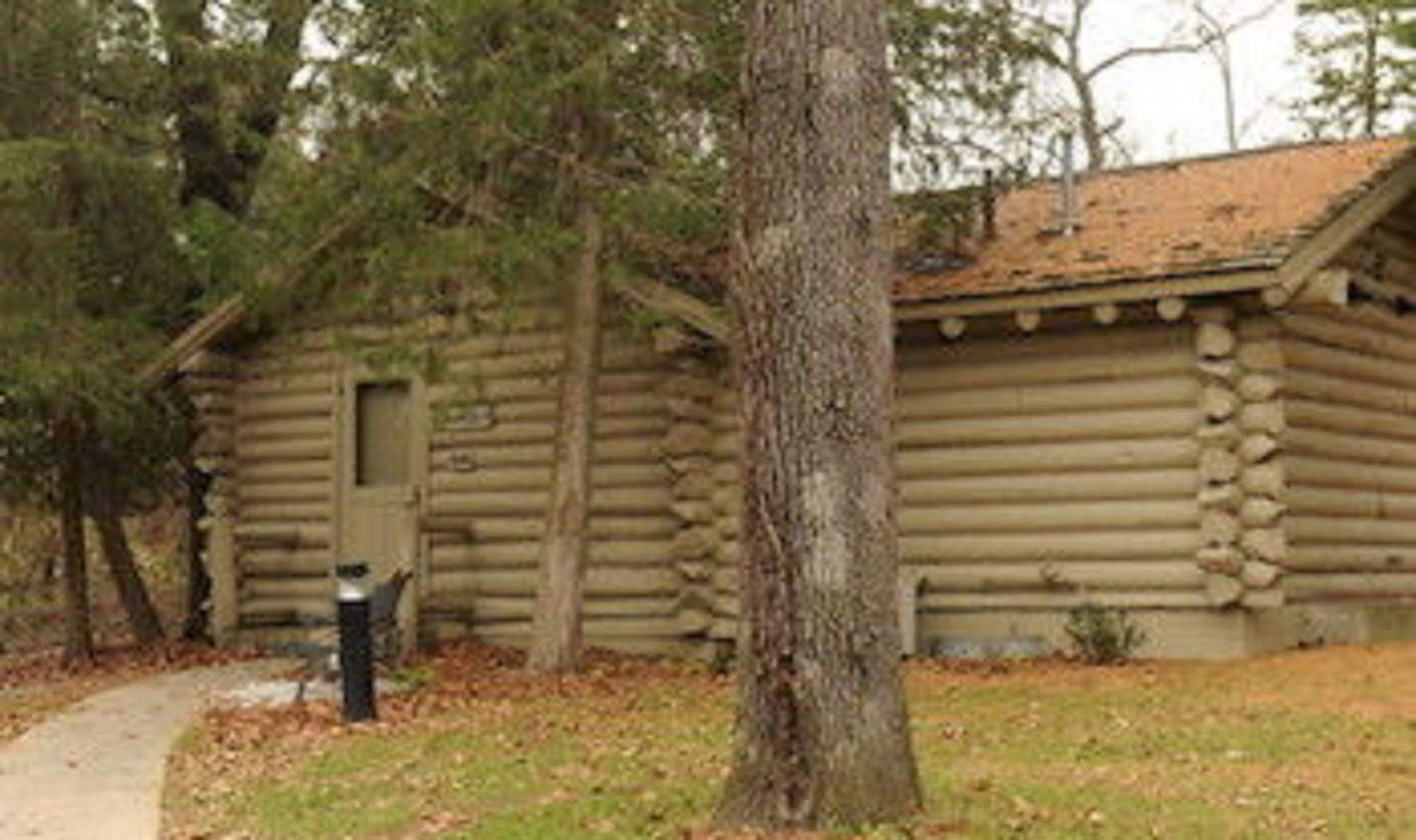 Starved Rock Lodge & Conference Center Utica Exteriör bild