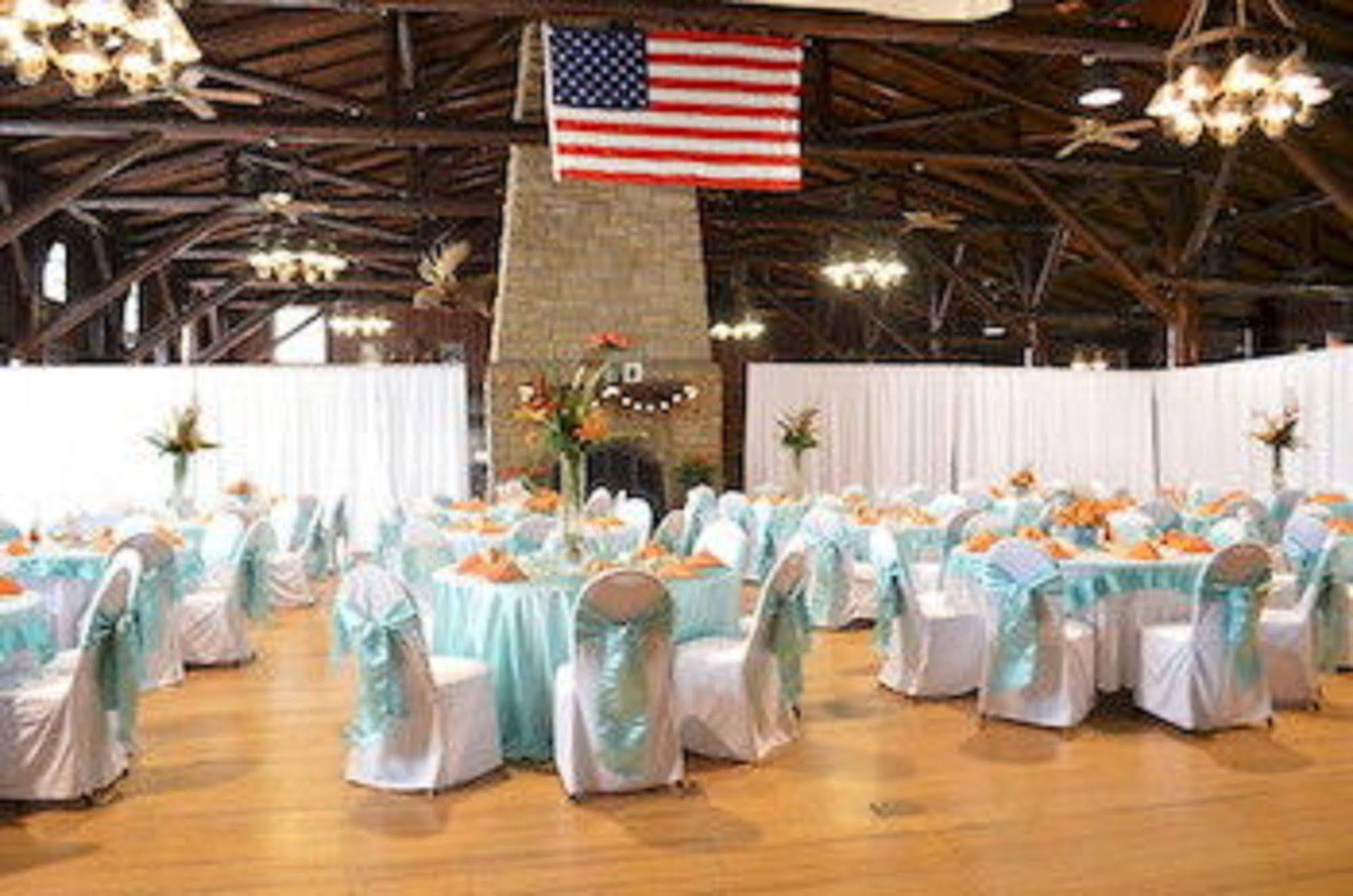 Starved Rock Lodge & Conference Center Utica Exteriör bild